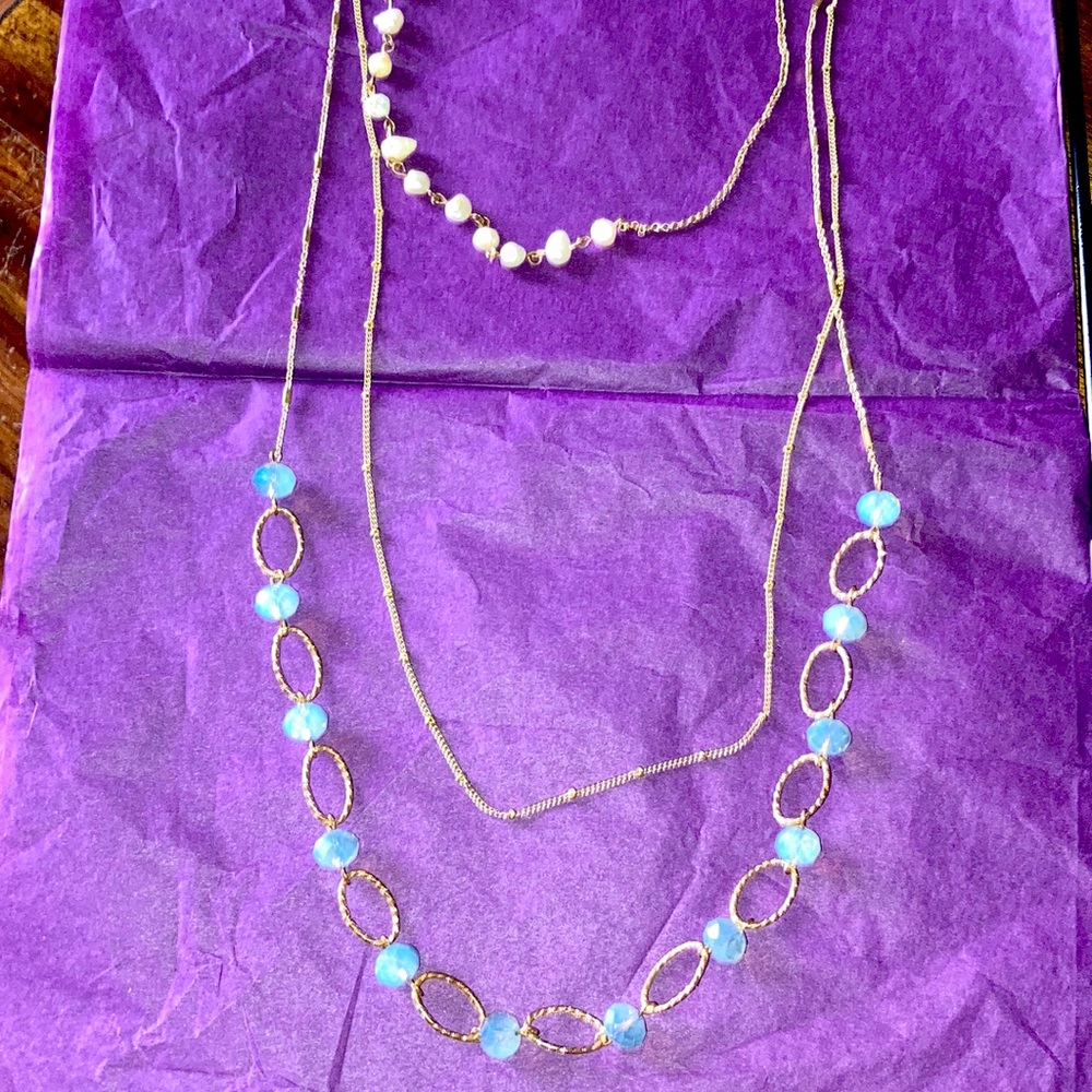 Real pearl A Symmetrical three strand drop Neaklace